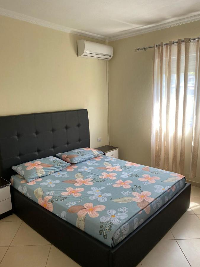 Saimir Apartaments Vlore Exterior photo